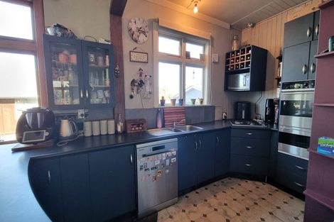 Photo of property in 5 Clifden Highway, Tuatapere, 9620