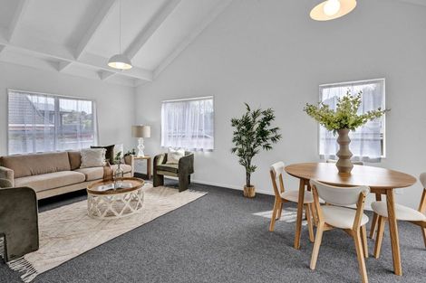 Photo of property in 2/19 Kenmore Street, Westown, New Plymouth, 4310