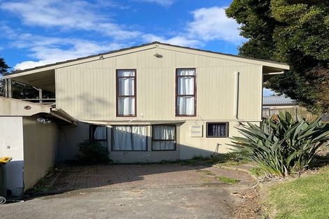 Photo of property in 2/3 Glencourt Place, Glenfield, Auckland, 0629