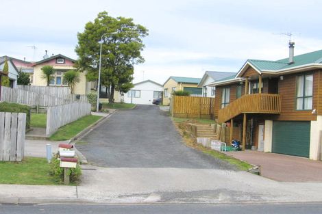 Photo of property in 37 Baverstock Road, Nawton, Hamilton, 3200