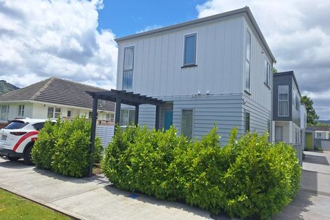 Photo of property in 44a Pine Avenue, Upper Hutt Central, Upper Hutt, 5018