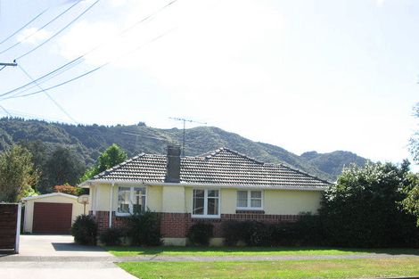 Photo of property in 7 Hazel Street, Ebdentown, Upper Hutt, 5018