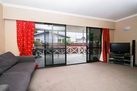 Photo of property in 26 Larnach Street, St Andrews, Hamilton, 3200