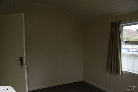 Photo of property in 2/2 Cashmere Road, Cashmere, Christchurch, 8022