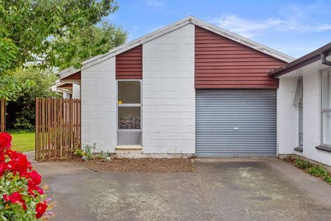 Photo of property in 12 Rolfe Place, Bishopdale, Christchurch, 8053