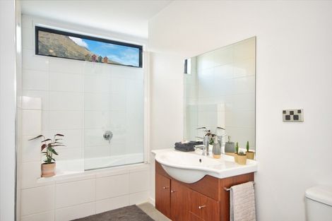 Photo of property in 8 Acheron Place, Lake Hayes, Queenstown, 9304