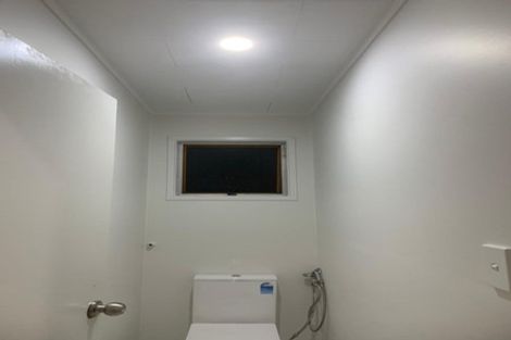 Photo of property in 8b Heathberry Close, Papatoetoe, Auckland, 2025