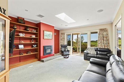 Photo of property in 111 Hurworth Road, Hurworth, New Plymouth, 4371