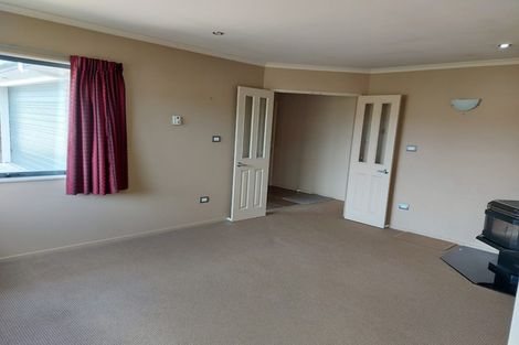 Photo of property in 50 Percy Kinsman Crescent, Riverstone Terraces, Upper Hutt, 5018