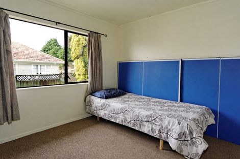 Photo of property in 3/111 Lincoln Park Avenue, Massey, Auckland, 0614