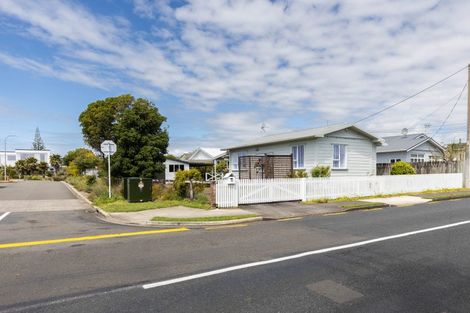 Photo of property in 57 Record Street, Fitzroy, New Plymouth, 4312