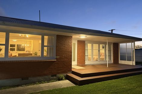 Photo of property in 1/134 Somerfield Street, Somerfield, Christchurch, 8024