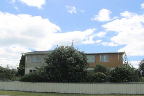 Photo of property in 15 Snell Crescent, Waihi Beach, 3611