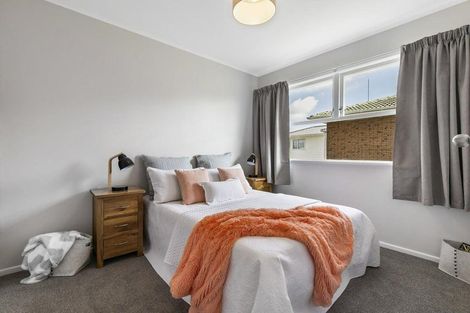 Photo of property in 10 Winsford Street, Manurewa, Auckland, 2102
