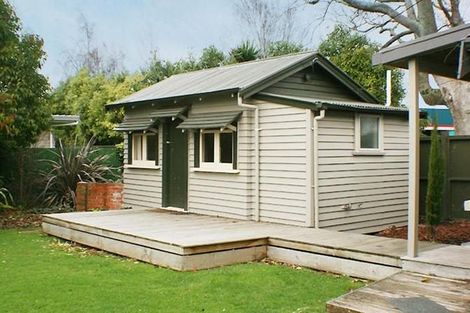 Photo of property in 374 College Street, Hokowhitu, Palmerston North, 4410