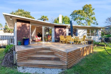Photo of property in 5a Marina Grove, Frankleigh Park, New Plymouth, 4310
