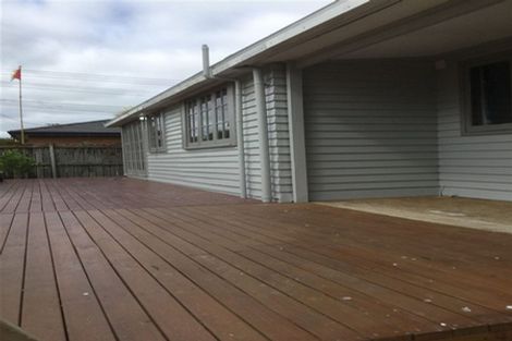 Photo of property in 1c Vanguard Road, Kelston, Auckland, 0602