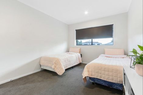 Photo of property in 2/11 Shelley Jane Place, Dinsdale, Hamilton, 3204