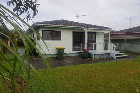 Photo of property in 2/21 Beeston Crescent, Manurewa, Auckland, 2102