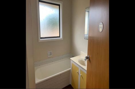 Photo of property in 17 Ostend Place, Avonhead, Christchurch, 8042