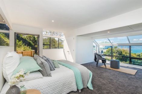 Photo of property in 33 Homebush Road, Khandallah, Wellington, 6035