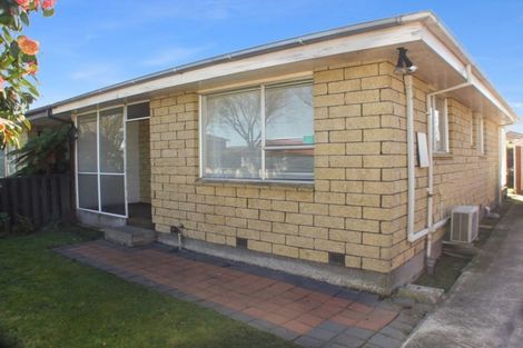 Photo of property in 2/7 Fenmere Place, Burwood, Christchurch, 8083
