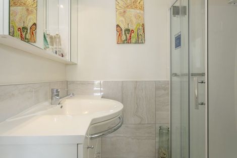 Photo of property in 70 Shepherd Road, Waipahihi, Taupo, 3330