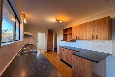 Photo of property in 40 Whanake Street, Titahi Bay, Porirua, 5022
