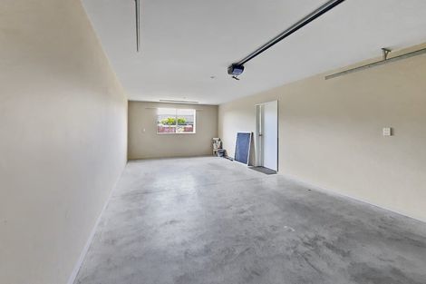 Photo of property in 124 Gayhurst Road, Dallington, Christchurch, 8061