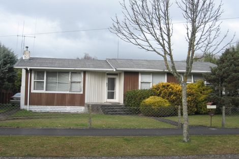 Photo of property in 16 Nevada Road, Silverdale, Hamilton, 3216