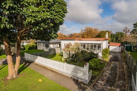 Photo of property in 5 Gifford Avenue, Wesley, Auckland, 1041