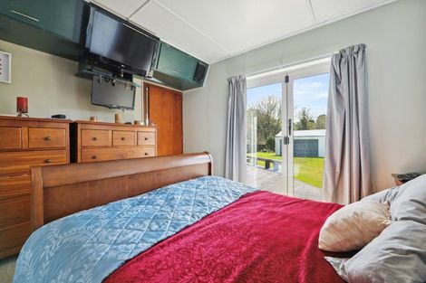 Photo of property in 10 Lear Street, Stratford, 4332