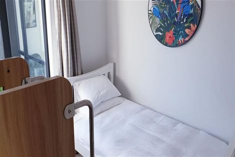 Photo of property in 6 Clutha Place, Wanaka, 9305