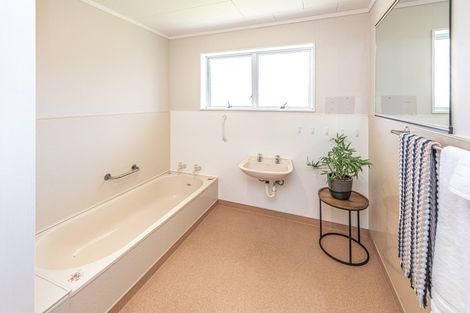 Photo of property in 15 Downes Avenue, Springvale, Whanganui, 4501