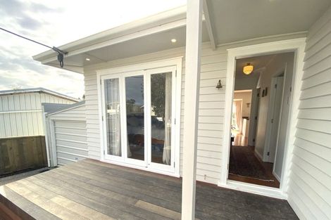 Photo of property in 12 Washington Avenue, Snells Beach, 0920