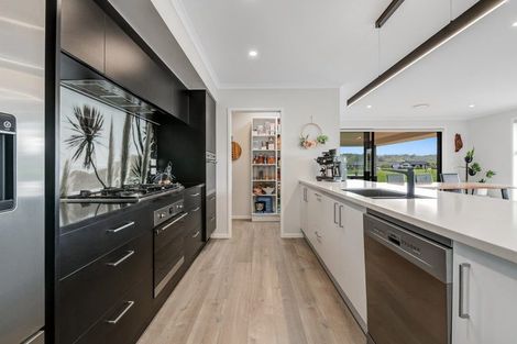 Photo of property in 22 Awatiro Drive, Kaukapakapa, 0871