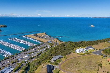 Photo of property in 52 Balboa Drive, Matakatia, Whangaparaoa, 0930