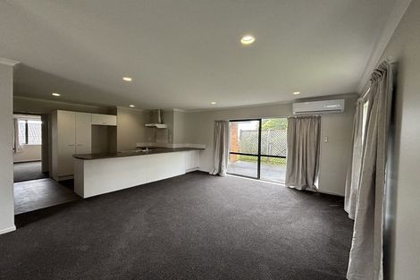 Photo of property in 44 Senator Drive, Manurewa, Auckland, 2105