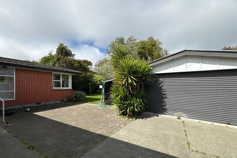 Photo of property in 32 Gregan Crescent, Burnside, Christchurch, 8053