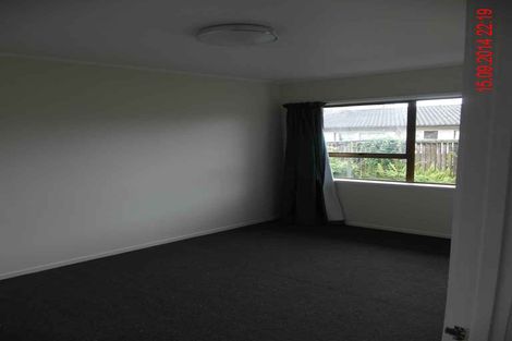 Photo of property in 1/65 Edmonton Road, Henderson, Auckland, 0612