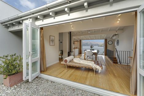 Photo of property in 6 Matau Place, Fernhill, Queenstown, 9300