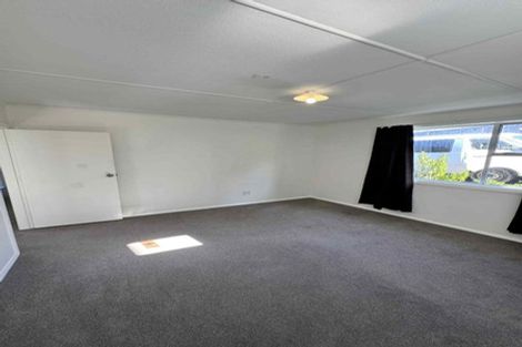 Photo of property in 36 Spur Grove, Titahi Bay, Porirua, 5022