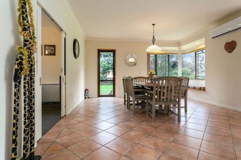 Photo of property in 71 Athlone Drive, Cambridge, 3434