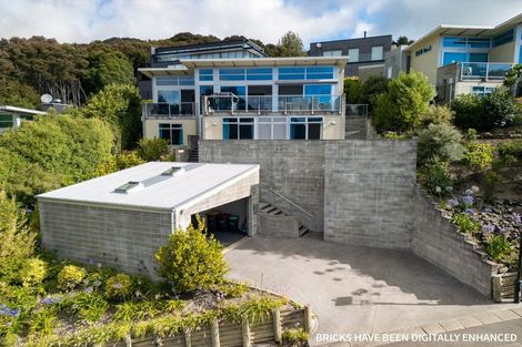 Photo of property in 4 Langlois Lane, Akaroa, 7520