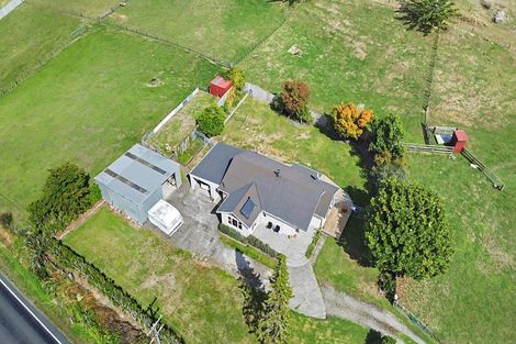 Photo of property in 768 Mountain Road, Lepperton, Inglewood, 4389