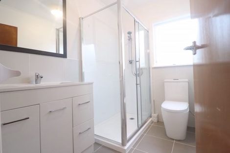 Photo of property in 307 Don Buck Road, Massey, Auckland, 0614