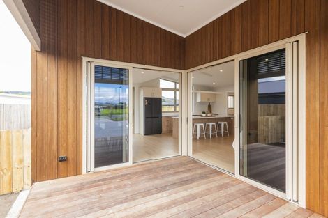 Photo of property in 23 Allan Avenue, Lytton West, 4071