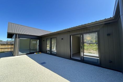 Photo of property in 73 Spur Ridge Rise, Jacks Point, 9371