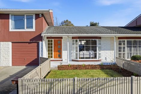 Photo of property in 37 Allard Street, Edgeware, Christchurch, 8013