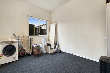 Photo of property in 1/49 Strid Road, Te Atatu South, Auckland, 0610